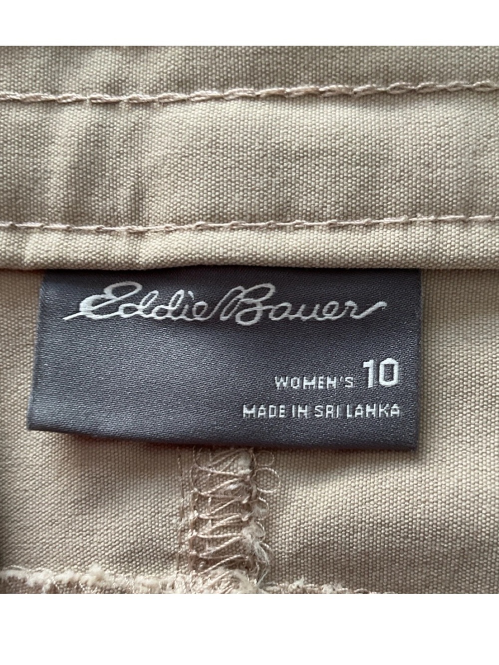 Eddie Bauer Womens Tan Capris with Zip Pocket - Picture 7 of 7